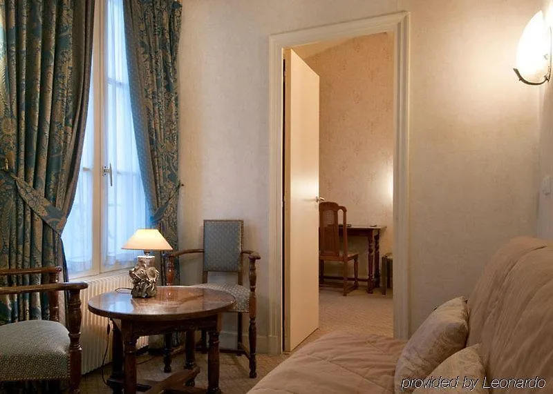 Hotel Noir Paris
